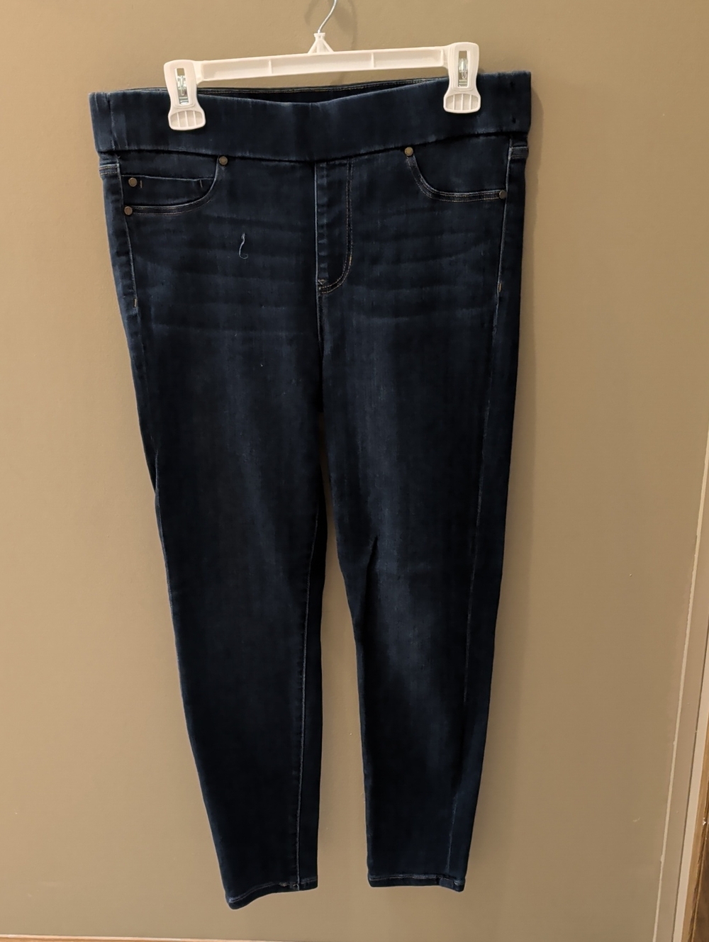Liverpool Dark Blue Pull-On Women's Jeggings - Slim Fit